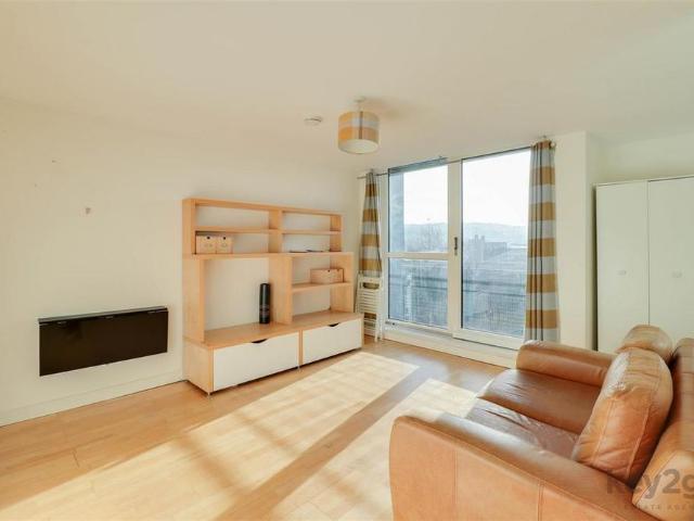 1 bedroom penthouse to rent