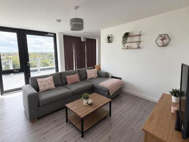 1 bedroom penthouse to rent