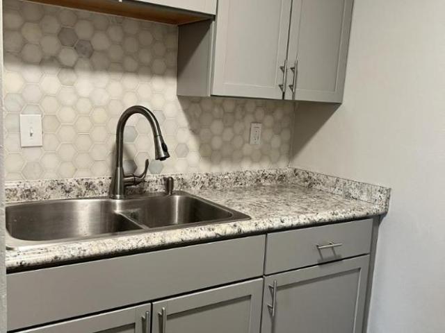 1 bedroom, Pittsburgh PA 15223 106132208