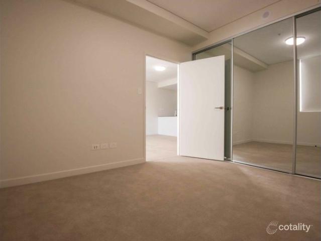 1 Bedroom Plus Study
