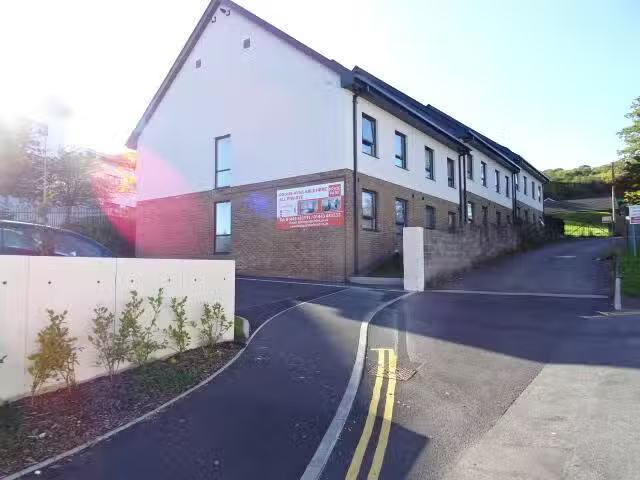 1 bedroom private hall for rent in Brook Street, Treforest, CF37