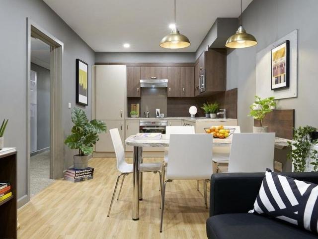 1 bedroom private hall to rent
