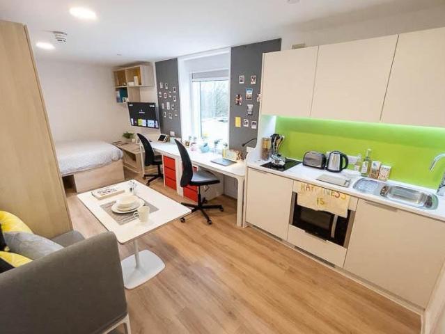 1 bedroom private hall to rent