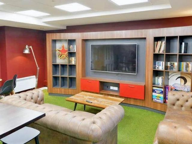 1 bedroom private hall to rent