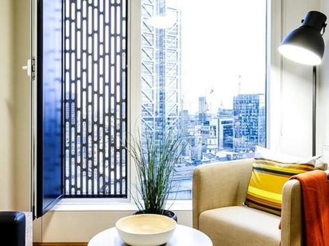 1 bedroom private hall to rent