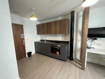 1 bedroom private halls to rent