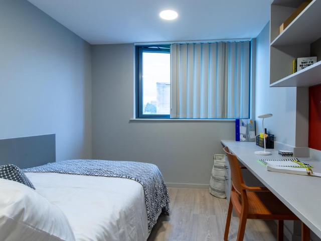 1 bedroom private halls to rent