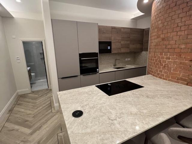 1 Bedroom Property E1W