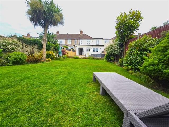 1 Bedroom Property For Rent 121 Howard Avenue, Bexley