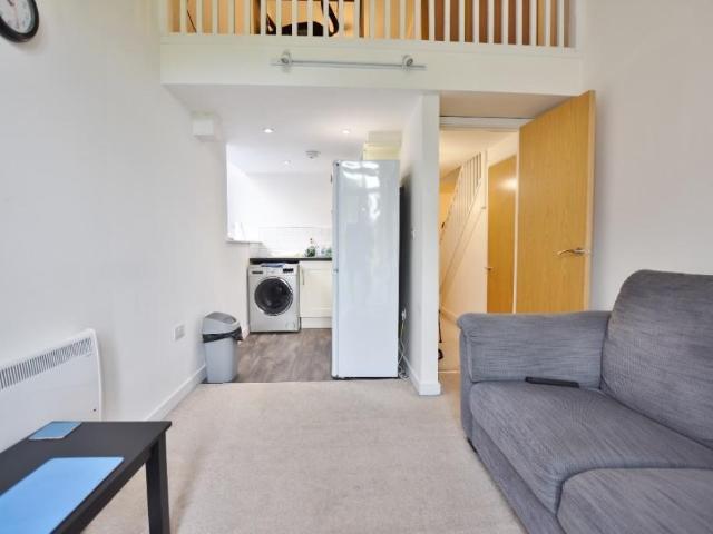 1 Bedroom Property For Rent Church Street, Ossett