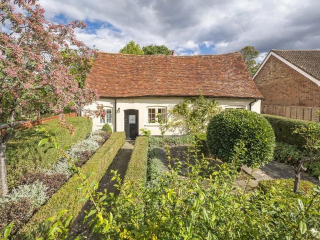 2 bedroom property for sale