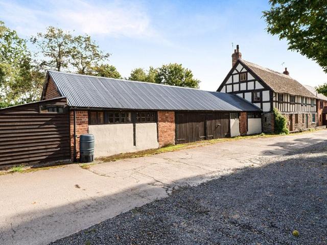 1 bedroom property for sale