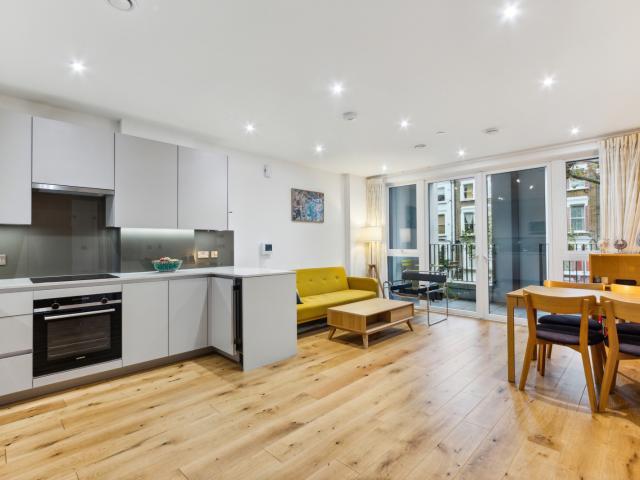 1 bedroom property in Masefield Court, 111c Shirland Road, London, W9 £2,650 pcm | Chestertons