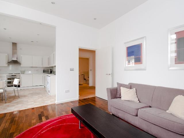 1 bedroom property in The Arc Building, 1 Mildmay Park, Islington, N1 £2,000 pcm | Chestertons