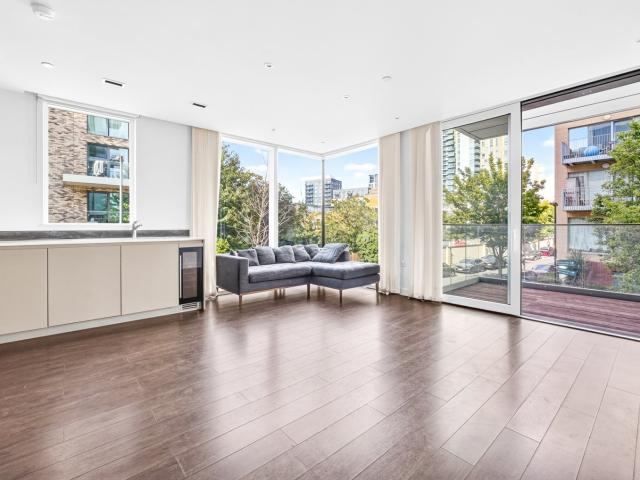 1 bedroom property in The Parkhouse, 3 Kayani Avenue, London, N4 £2,450 pcm | Chestertons