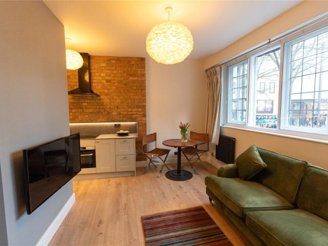 1 bedroom property to let in New Inn Hall Street, Oxford, Oxfordshire, OX1 £2,500 pcm