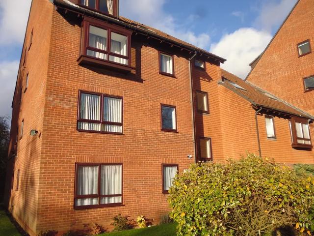 1 bedroom property to let in Norfolk House, Baldwin Road, B30 £775 pcm