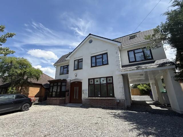 1 bedroom property to let in Cannock Road, Wolverhampton £1,000 pcm