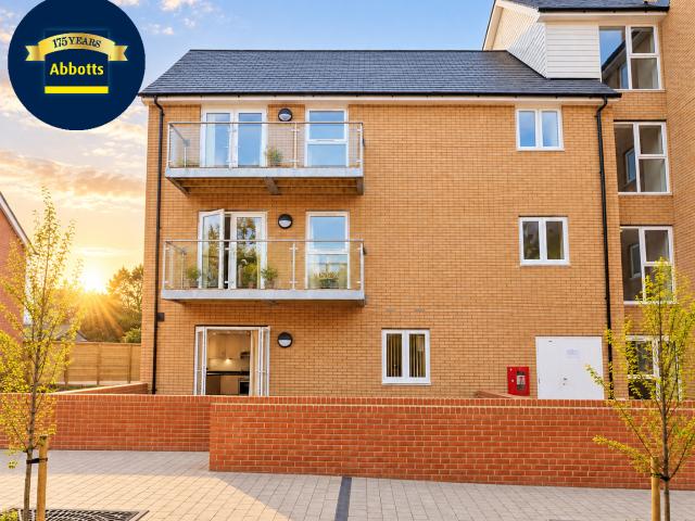 1 bedroom property to let in Cressy Quay, Chelmsford, CM2 £1,300 pcm