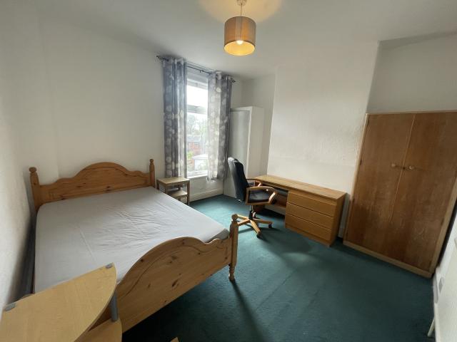1 bedroom property to let in Granville Road, Norfolk Park, Sheffield, S2 £450 pcm