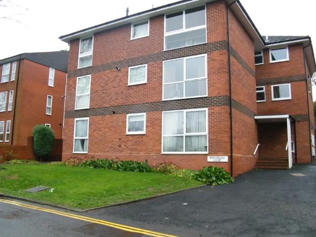 1 bedroom property to let in Halesowen, West Midlands £750 pcm