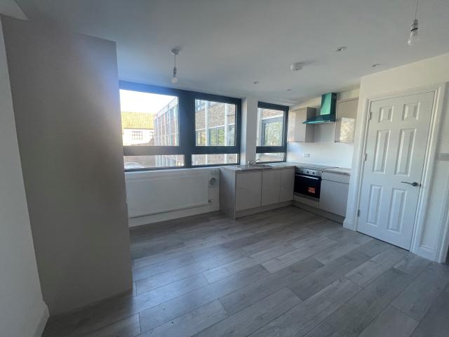 1 bedroom property to let in Lovell House, St Nicholas Street £850 pcm
