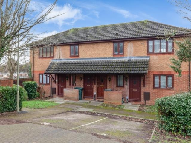 1 bedroom property to let in Parklands, Banbury £1,000 pcm