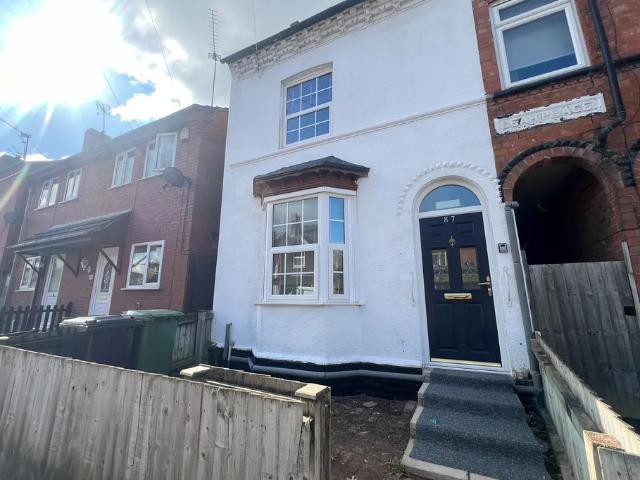 1 bedroom property to let in Prospect Road North, Redditch £625 pcm