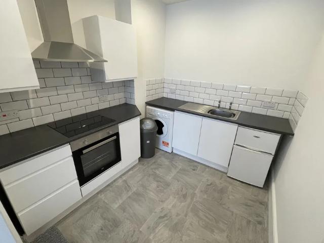 1 bedroom property to let in St. Marys Road, Bearwood £775 pcm