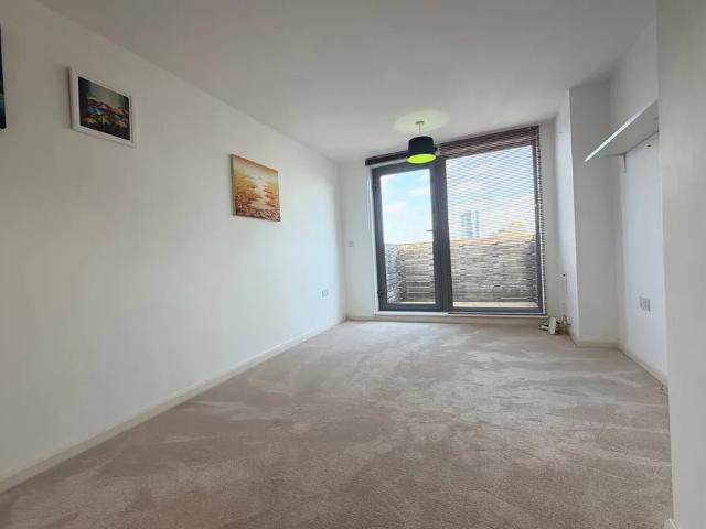 1 bedroom property to let in Skyline Apartments, Granville Street, B1 £1,050 pcm