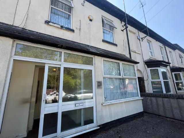 1 bedroom property to let in South Road, Smethwick £775 pcm