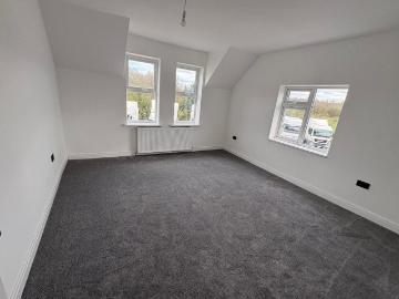 1 bedroom property to let in Watling Street, WS11 £700 pcm