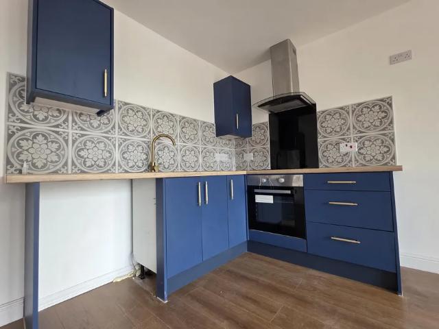 1 bedroom property to let in Wellington Road, Bilston, WV14 £795 pcm