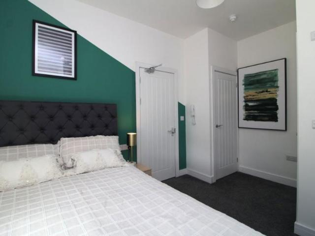 1 bedroom Property To Let