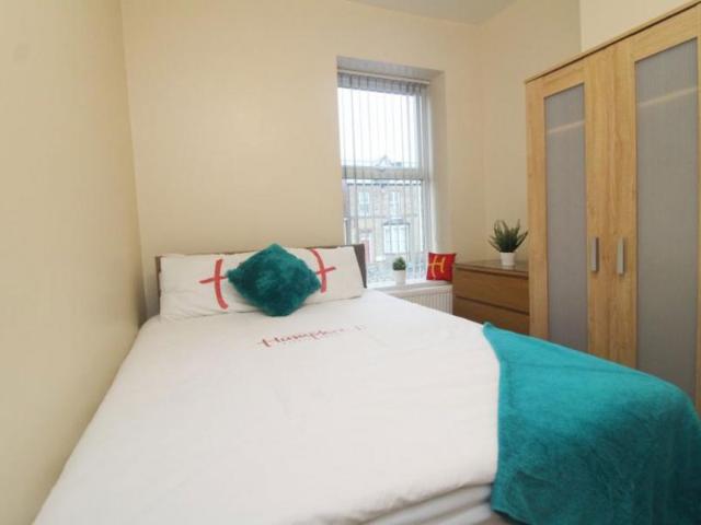 1 bedroom Property To Let