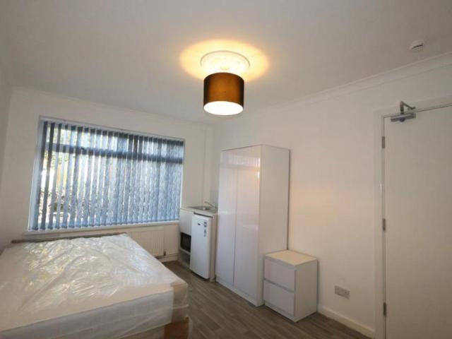 1 bedroom Property To Let