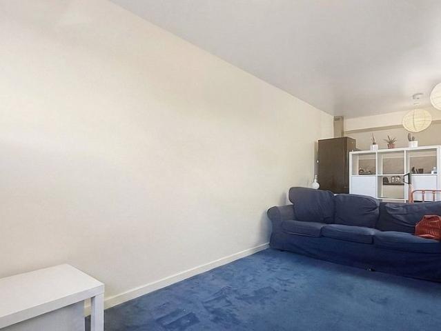 1 bedroom property to rent