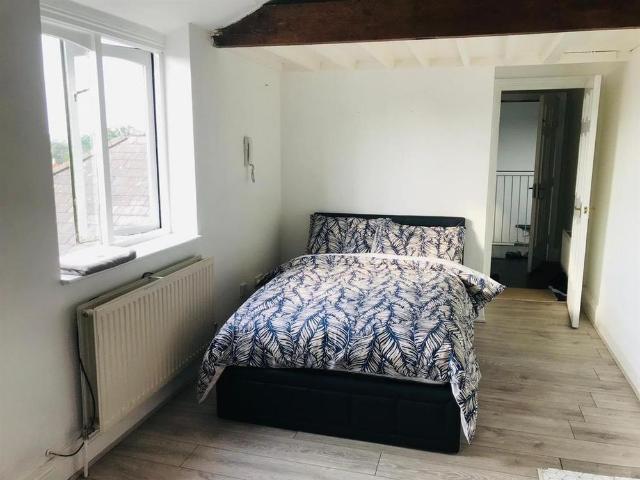1 bedroom property to rent