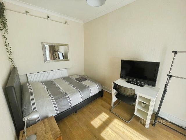 1 bedroom property to rent