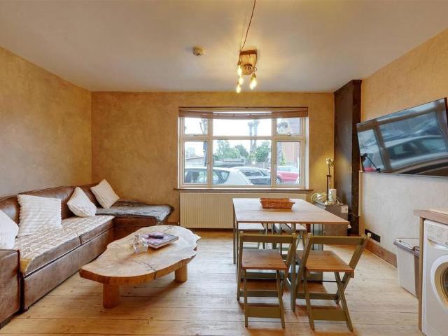1 bedroom property to rent