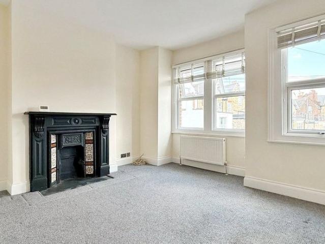1 bedroom property to rent