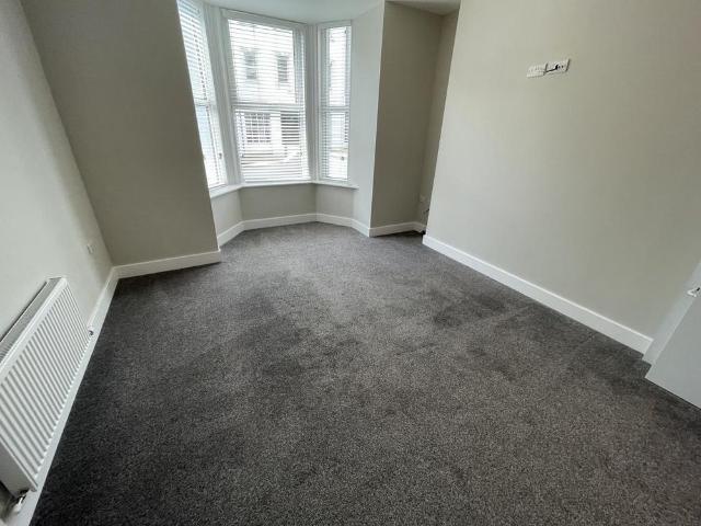 1 bedroom property to rent