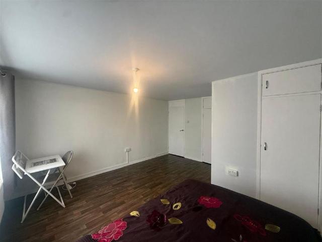 1 bedroom property to rent