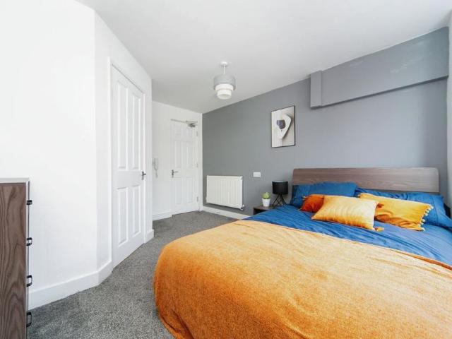 1 bedroom property to rent