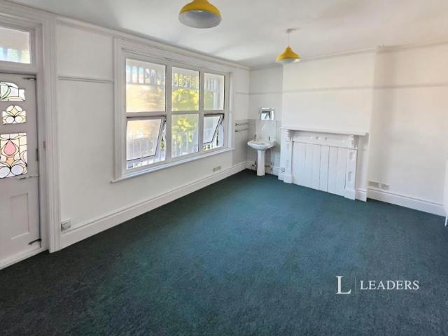 1 bedroom property to rent 12 Canada Grove, Bognor Regis, PO21