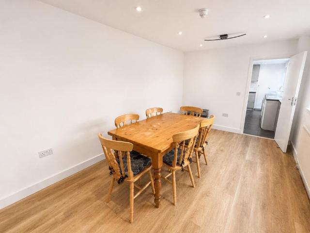 1 bedroom property to rent