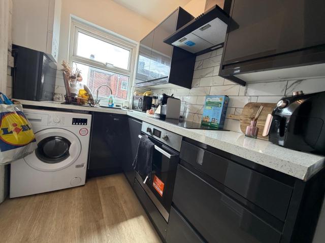 2 bedroom house to rent