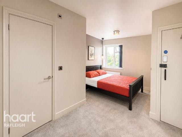1 bedroom property to rent