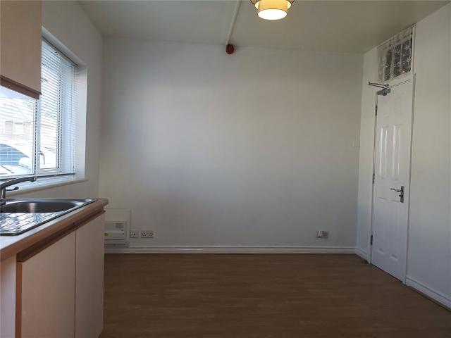1 bedroom property to rent Ashmore Avenue, Poole, BH15