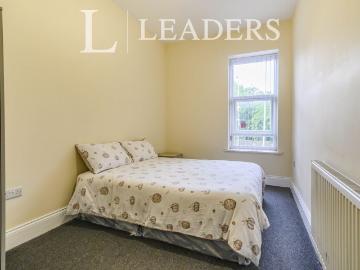 1 bedroom property to rent Bolton Road, Farnworth, Bolton, Greater Manchester, BL4
